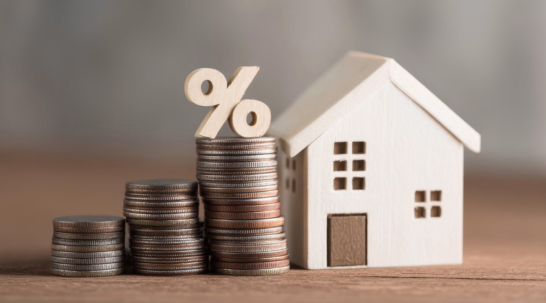 Crédit immobilier : vers des taux à 4 % d’ici la fin d’année ? Les premiers emprunteurs déjà impactés
